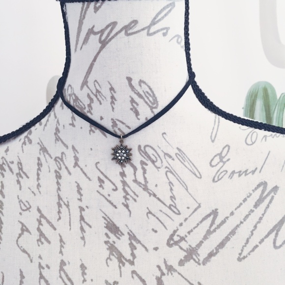 Jewelry - Black Faux Suede Star Choker